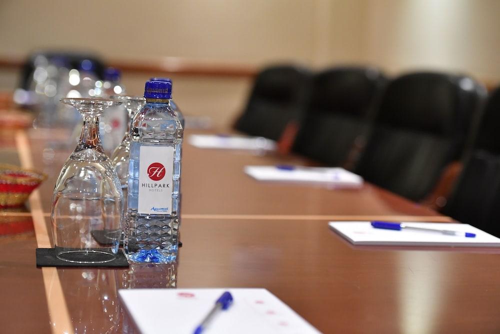 Hillpark Hotel Ναϊρόμπι Εξωτερικό φωτογραφία
