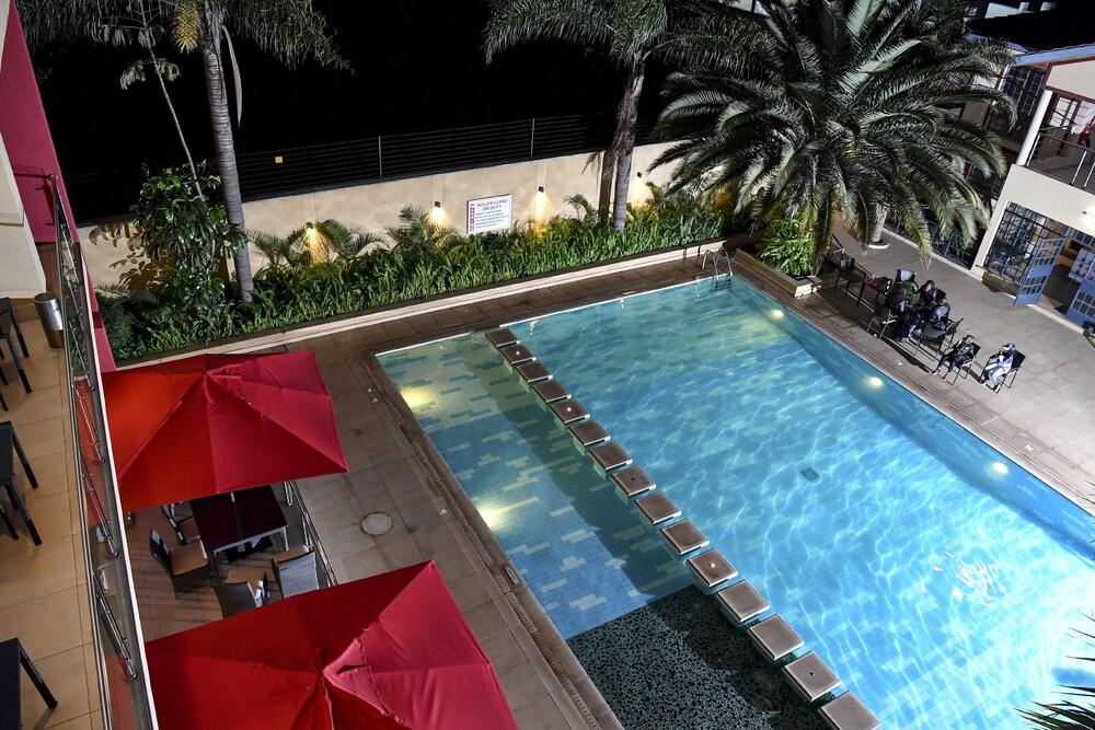 Hillpark Hotel Ναϊρόμπι Εξωτερικό φωτογραφία